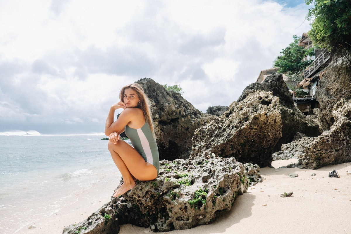 SLEEVELESS ONE PIECE SWIMSUITS BLUE